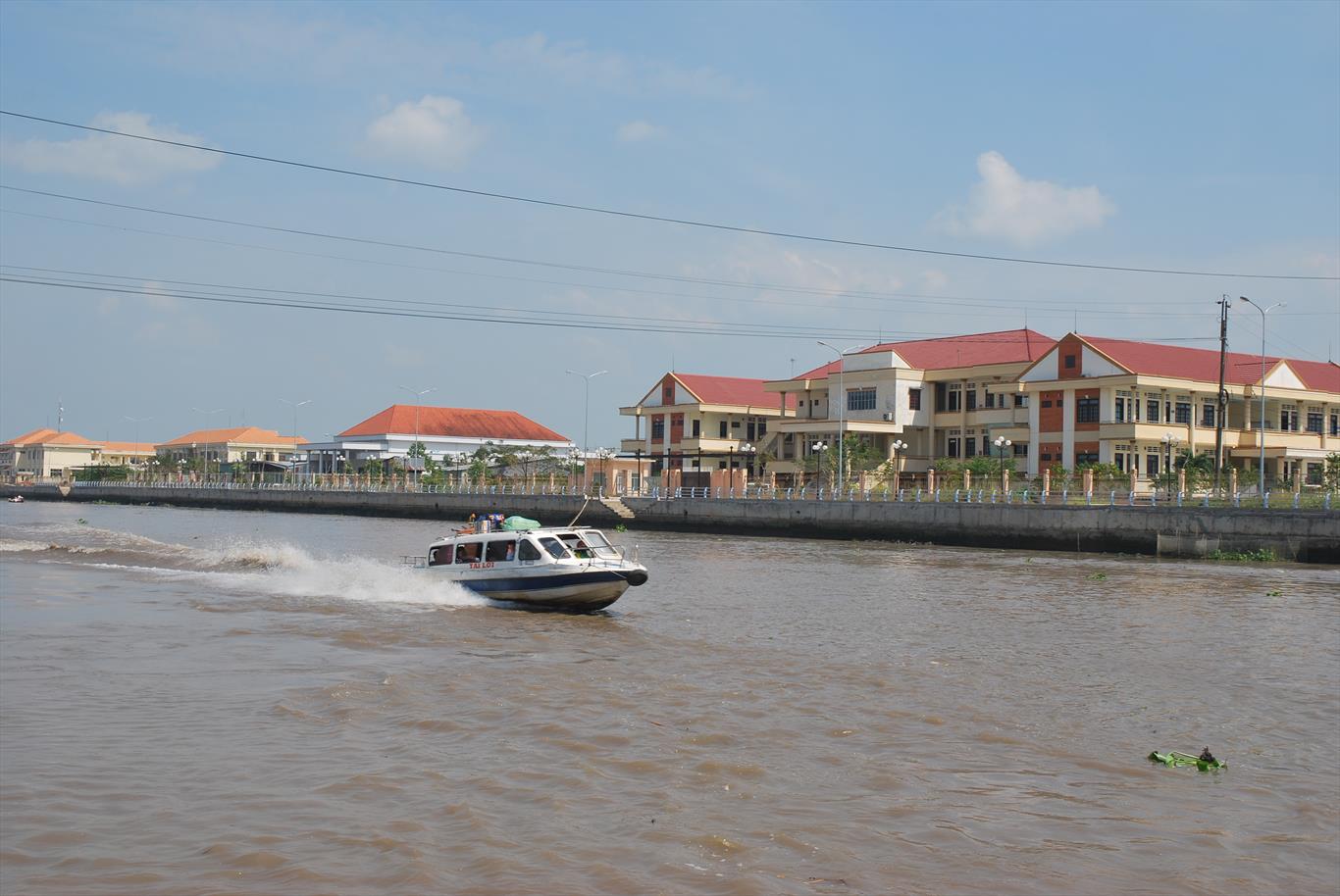 Văn hoá sông nước “Miệt Ngàn”